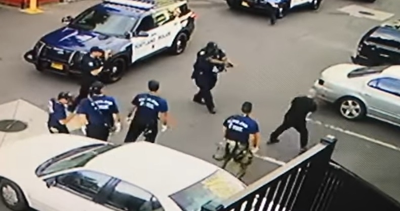 Policía le dispara a un hombre en Portlan, Estados Unidos. (Foto Prensa Libre: YouTube)