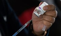 A nurse prepares a dose of the AstraZeneca vaccine against Covid-19 in Tlalnepantla de Baz, Mexico state, Mexico, on May 26, 2021. - Mexico, the forth worst-affected country by the COVID-19 pandemic with 223,507 deaths by May 31, 2021, holds midterm elections on June 6, 2021. (Photo by Alfredo ESTRELLA / AFP)