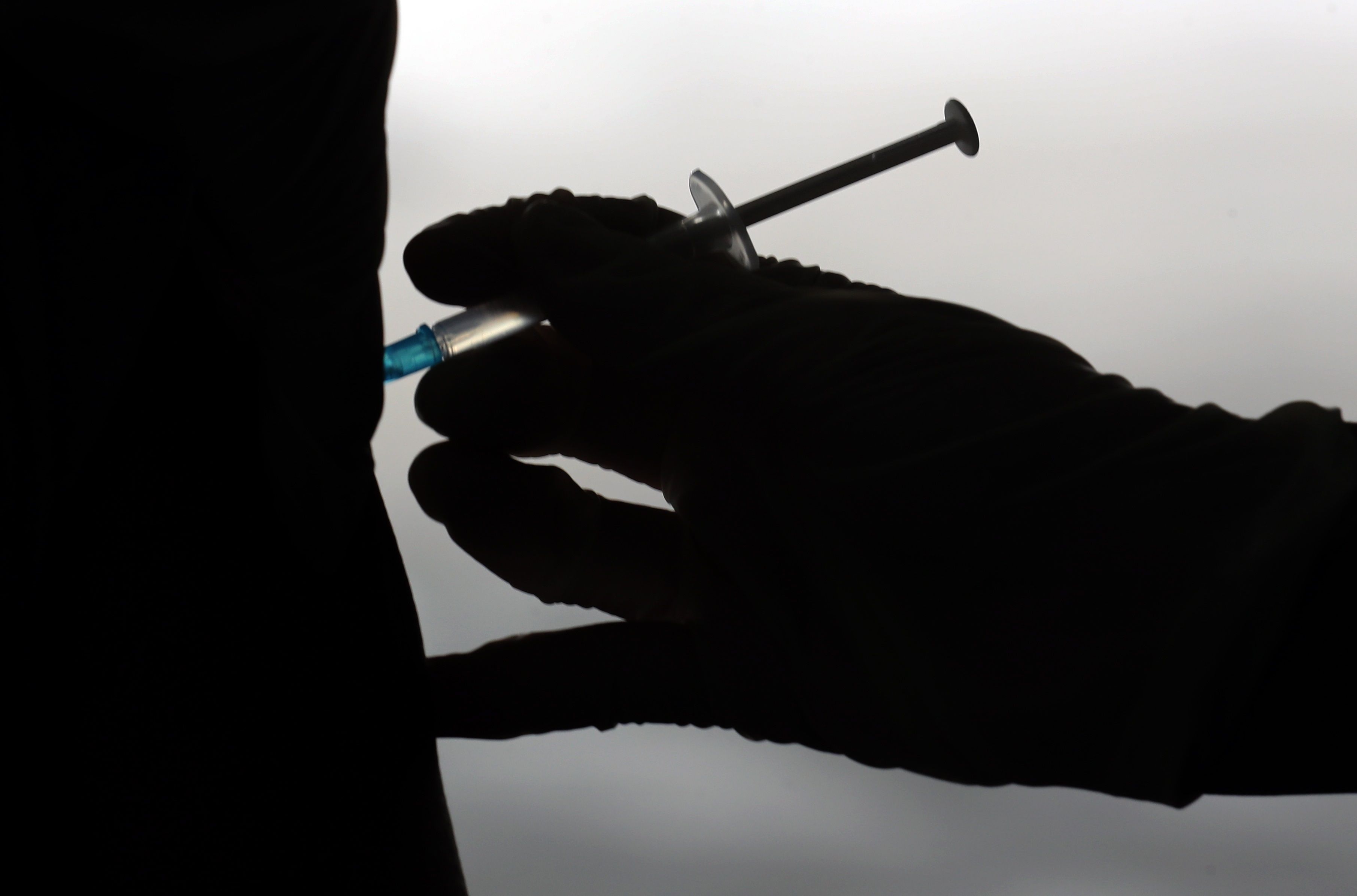 Guatemala debe cumplir con requisitos que ponen las farmacéuticas para que las vacunas anticovid llegue al país. (Foto Prensa Libre: Hemeroteca PL). 