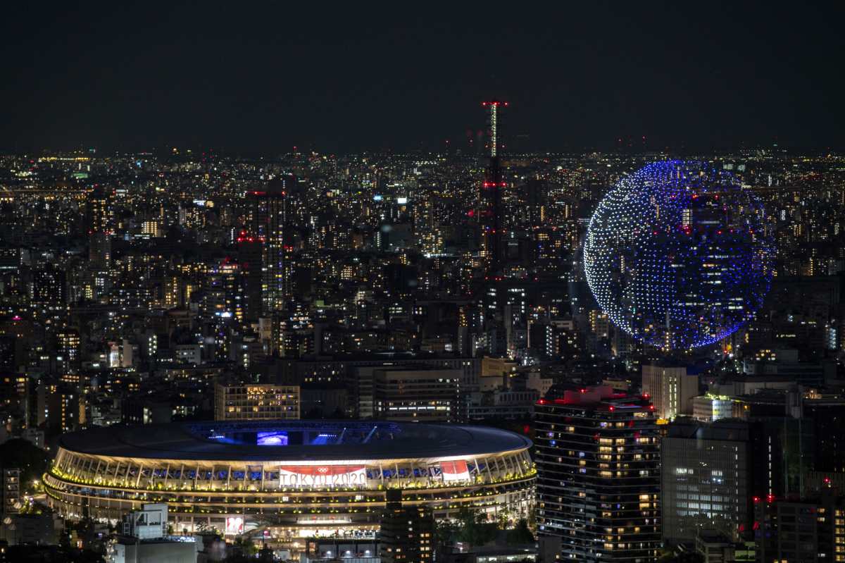VIDEO: El impresionante show con 1,824 drones en la inauguración de los Juegos Olímpicos de Tokio 2020