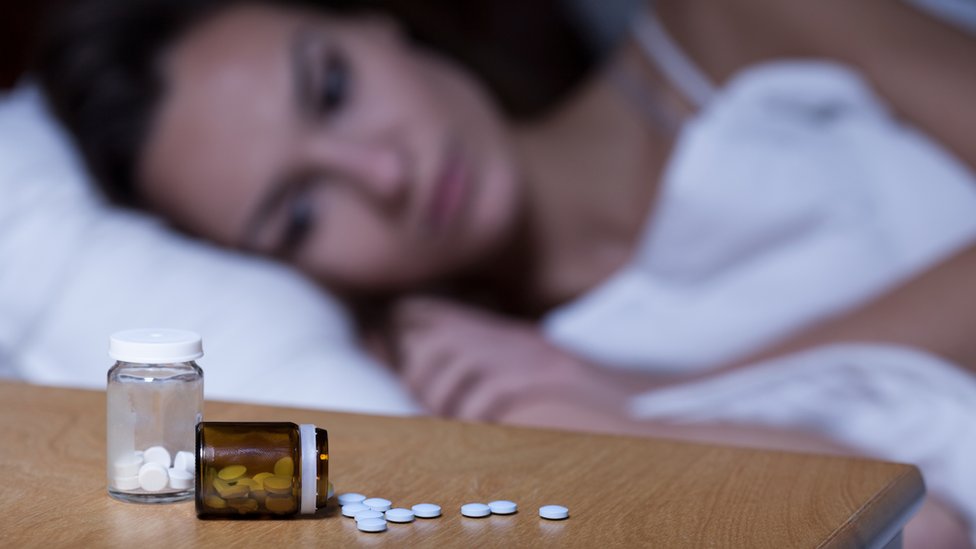 Qué suplementos tomar para estimular el sueño depende de las causas del insomnio.