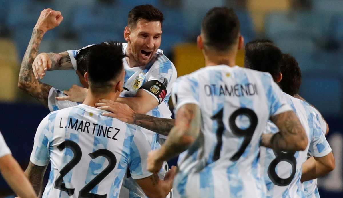 Argentina con el tridente Messi, Martínez y González elimina a Ecuador y clasifica a semis de la Copa América