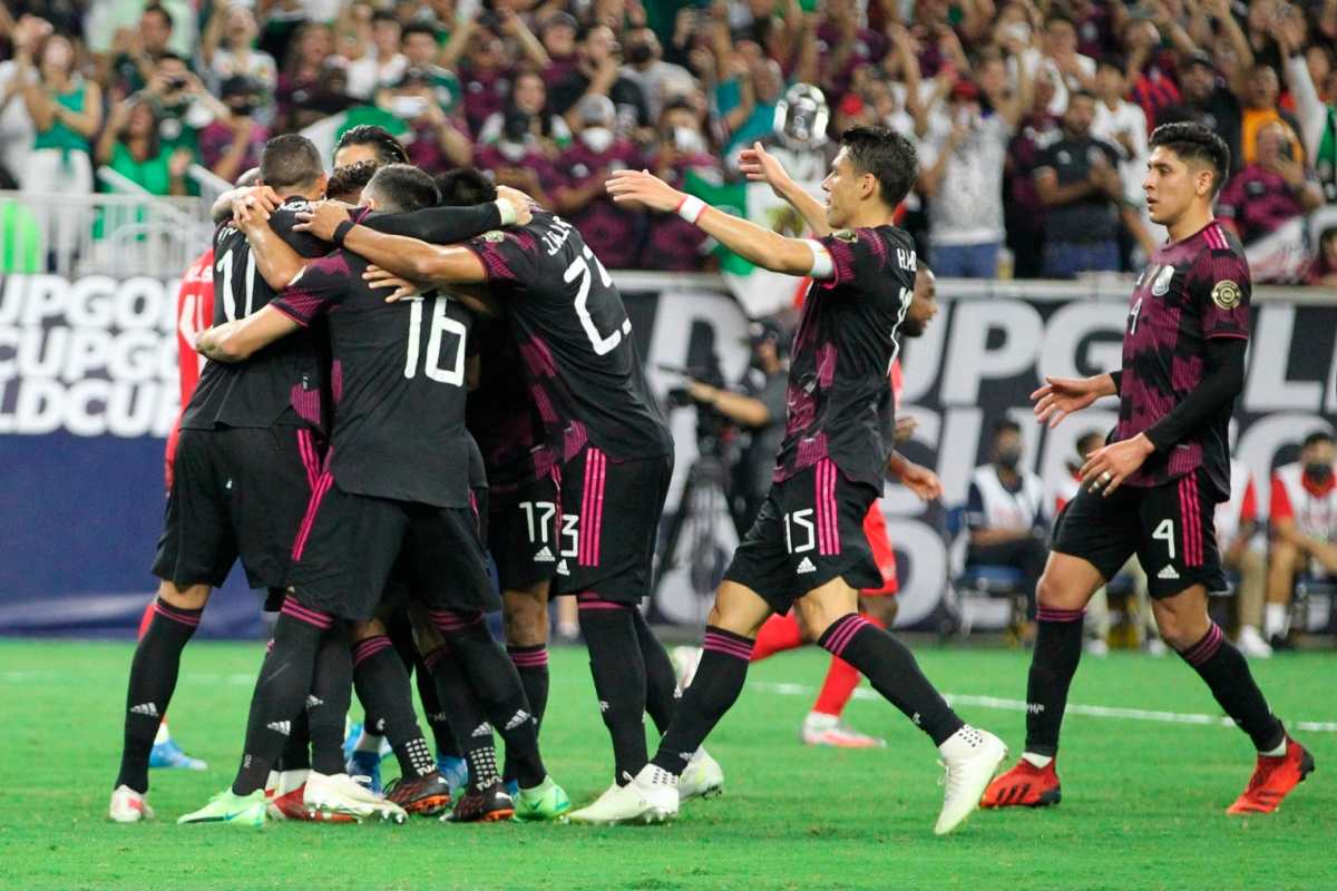México derrota a Canadá y avanza a la final de la Copa Oro (el gol de último minuto, los penales y la trifulca)