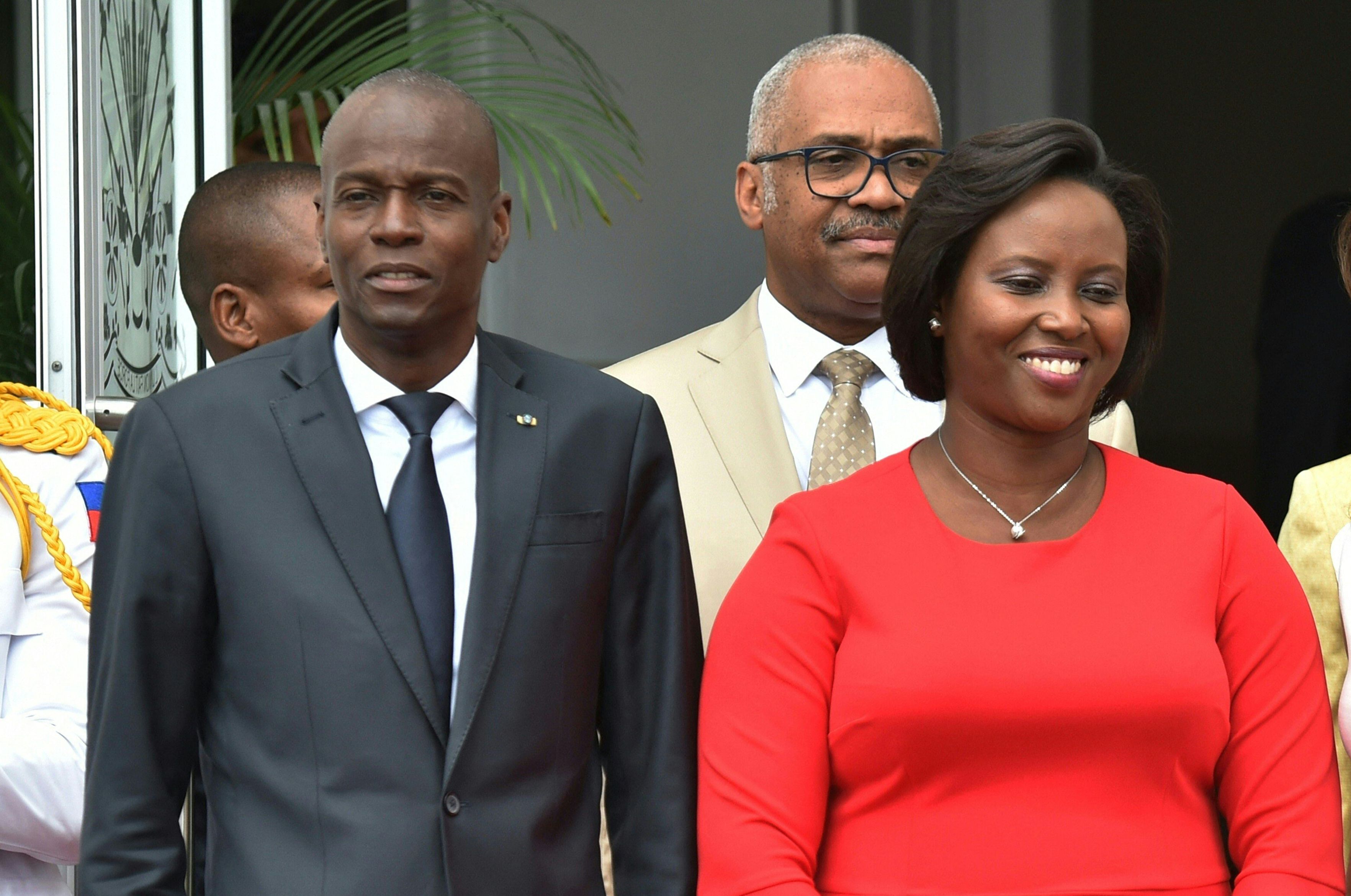 Jovenel Moise y su esposa Martine Moise  en una fotografía de archivo. El presidente haitiano fue ultimado en su vivienda por un comando armado. (Foto Prensa Libre: AFP)