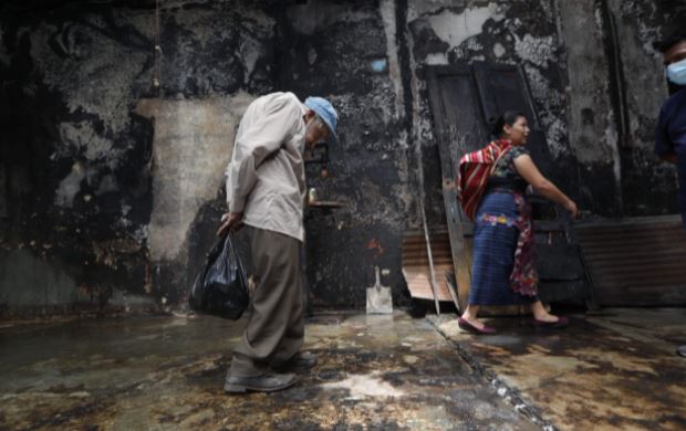 “Me sacaron cargado”: el impactante testimonio de un hombre que fue rescatado de un incendio y ahora cuenta su difícil situación