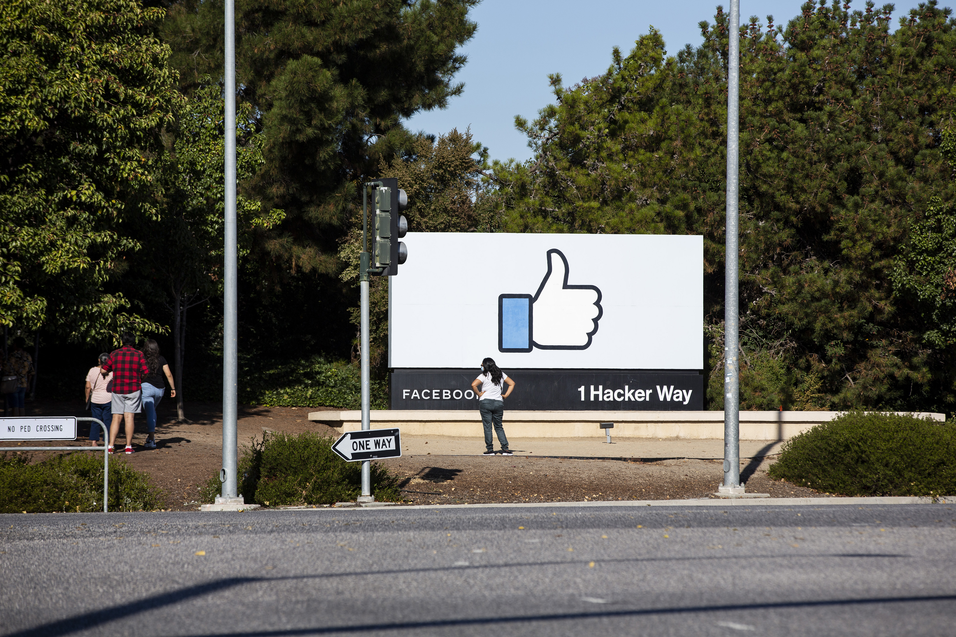 El director ejecutivo de Facebook, Mark Zuckerberg, concibió en 2018 la idea de tener un organismo independiente que actuara como una especie de Corte Suprema para Facebook. (Foto Prensa Libre: Laura Morton para The New York Times)