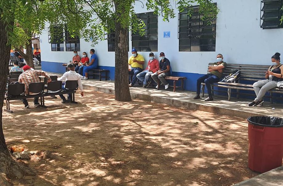 Hospital Regional de Zacapa se queda sin recursos para atender a pacientes con covid-19. (Foto Prensa Libre: Tomada de la página del Hospital)