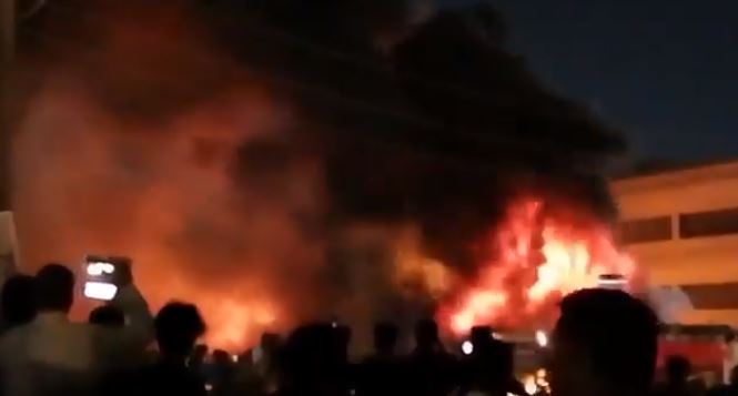 Incendio de unidad anticovid en Irak deja decenas de muertos. (Foto Prensa Libe: Tomada de redes sociales) 