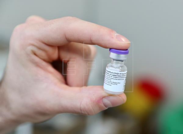 La variante delta del coronavirus, registrada por primera vez en India, es una de las que más preocupa a las autoridades sanitarias del mundo. (Foto Prensa Libre: EFE)