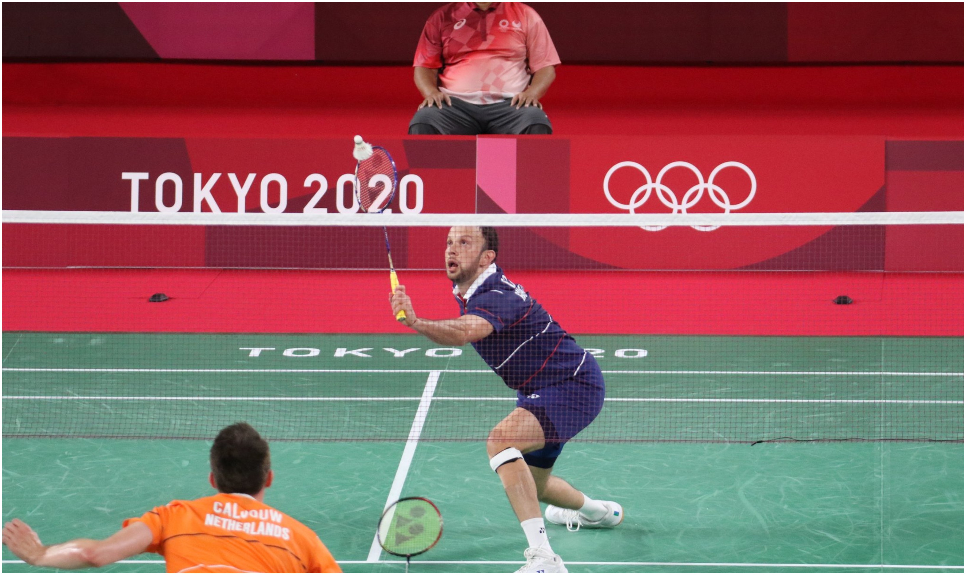 Kevin Cordón se clasificó por primera vez a unos cuartos de final en el bádminton de los Juegos Olímpicos de Tokio. Foto Prensa Libre: COG.