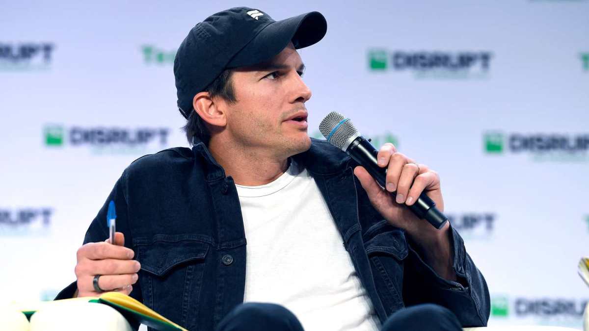 “Pensé que estaba molesta”: La noche que Ashton Kutcher pudo haber salvado a su novia del “Destripador de Hollywood”