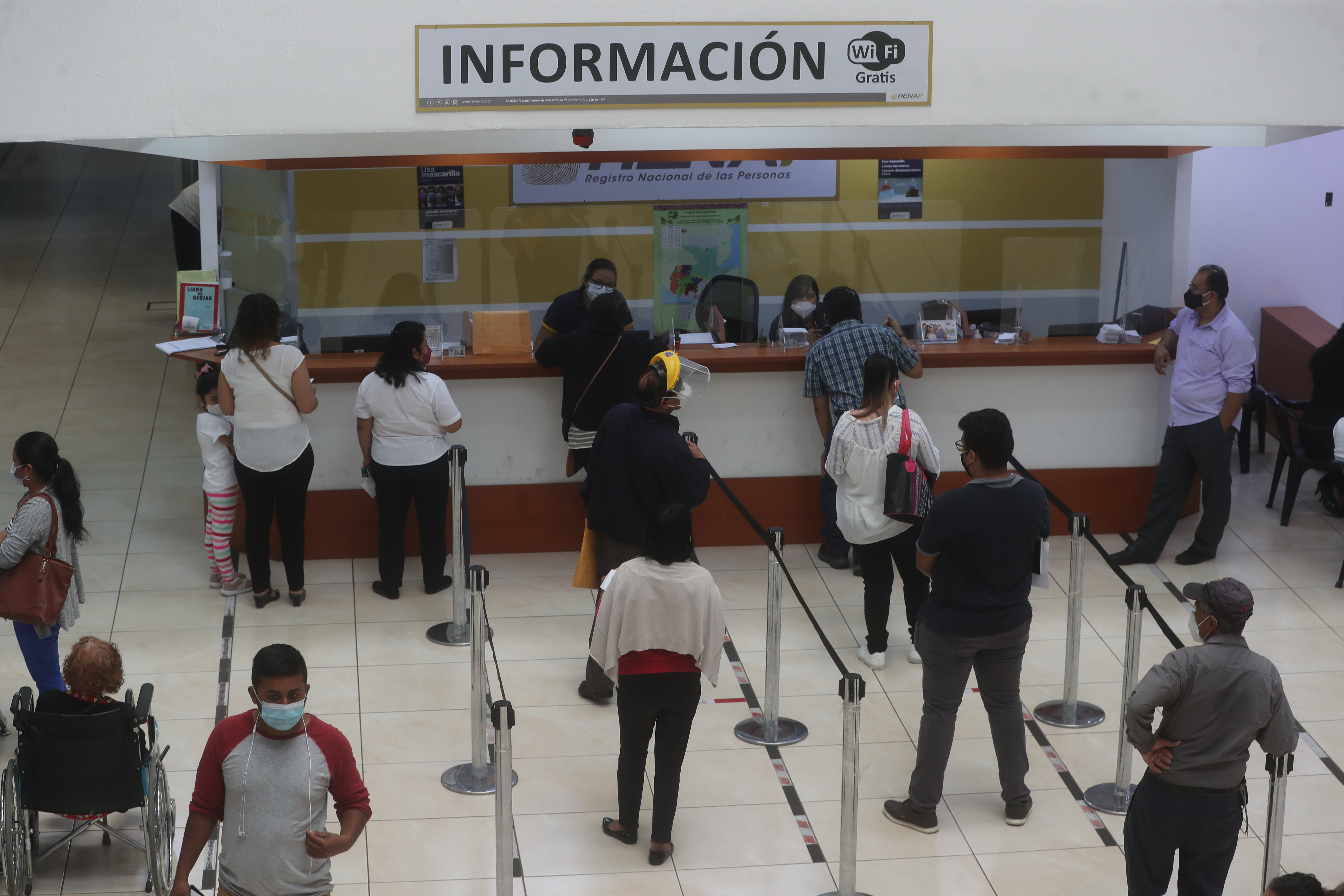 Las oficinas del Renap tendrán un horario especial por la temporada de fin de año. (Foto Prensa Libre:)
