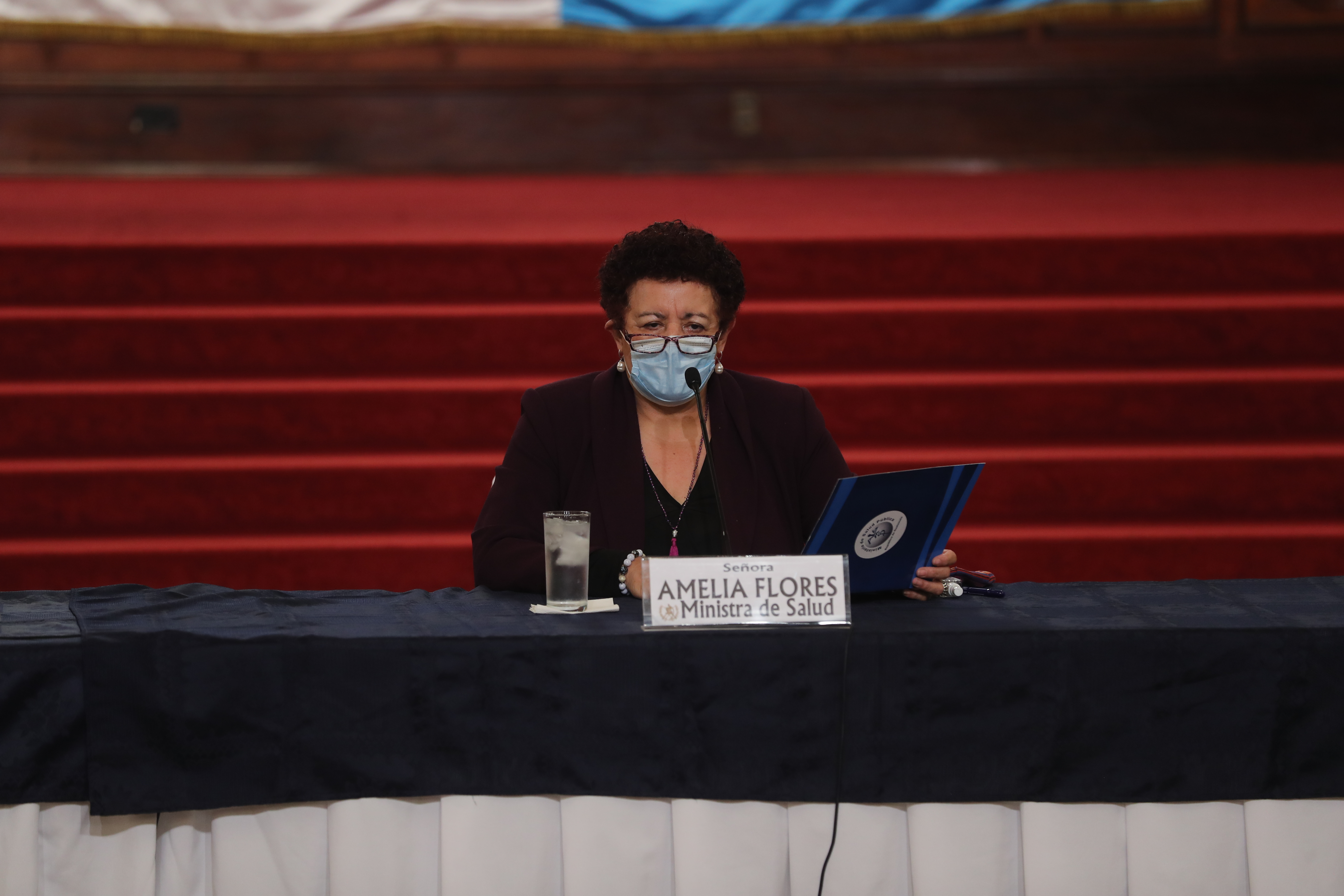 Amelia Flores, ministra de salud, anunció la renegociación del contrato con el fondo ruso el 27 de julio. De momento el MSPAS no revela los contenidos del nuevo contrato. (Foto Prensa Libre: Hemeroteca PL)