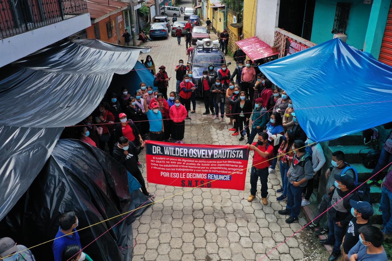 Las manifestaciones de los trabajadores de Salud de Sololá se iniciaron desde el 22 de junio (Foto Prensa Libre: Hemeroteca PL)