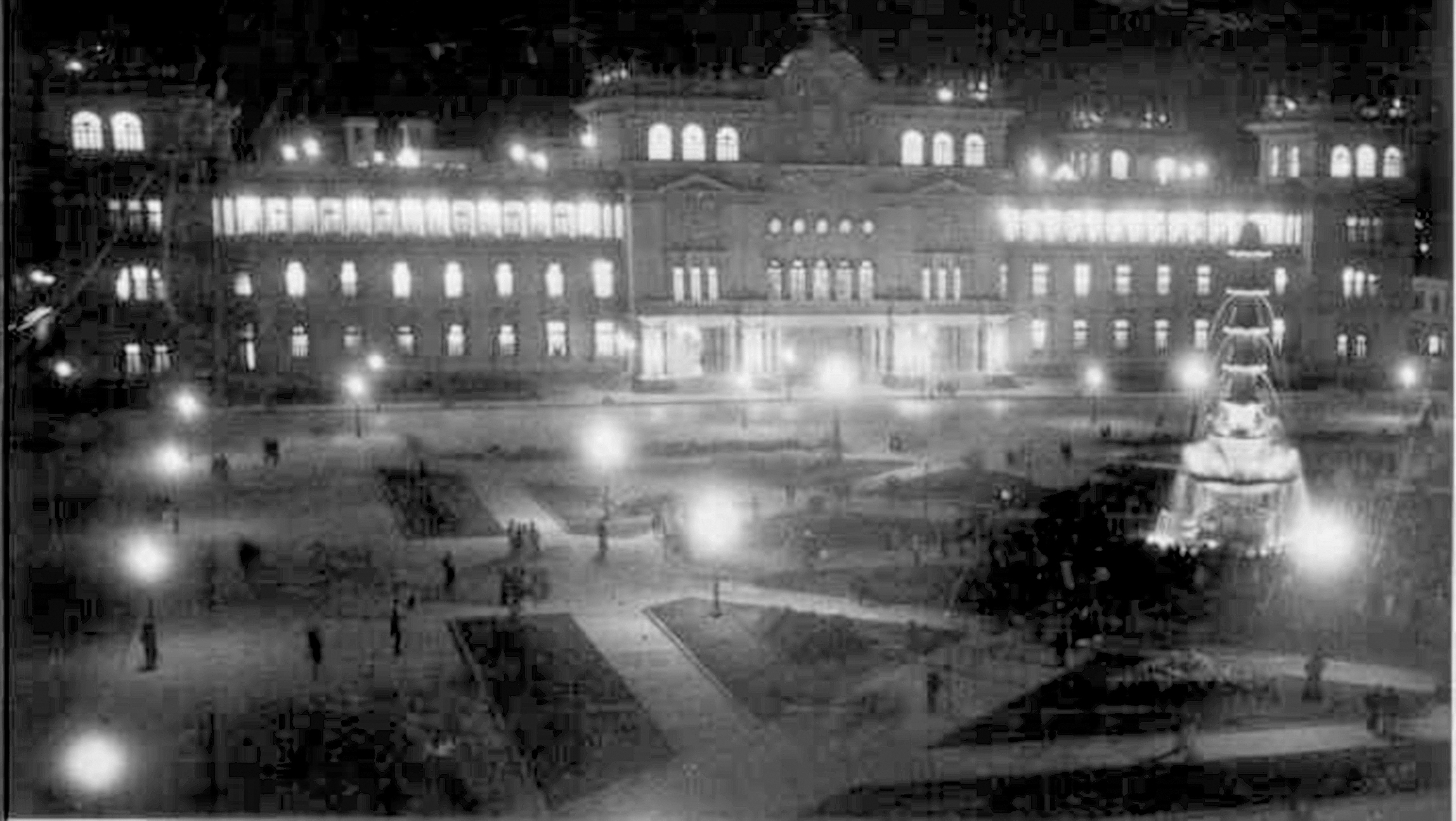 Se inaugura el Palacio Nacional