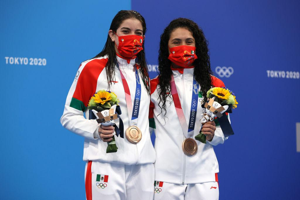 El dúo de clavadistas que consiguieron el segundo bronce para México. Foto Prensa Libre (Twitter: @juegosolimpicos)