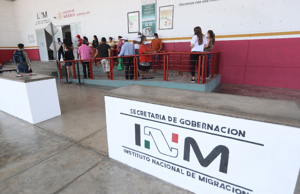 Desde hace varias semanas que se observa un aumento de guatemaltecos que viajan a México para vacunarse. (Foto Prensa Libre: Érick Ávila)