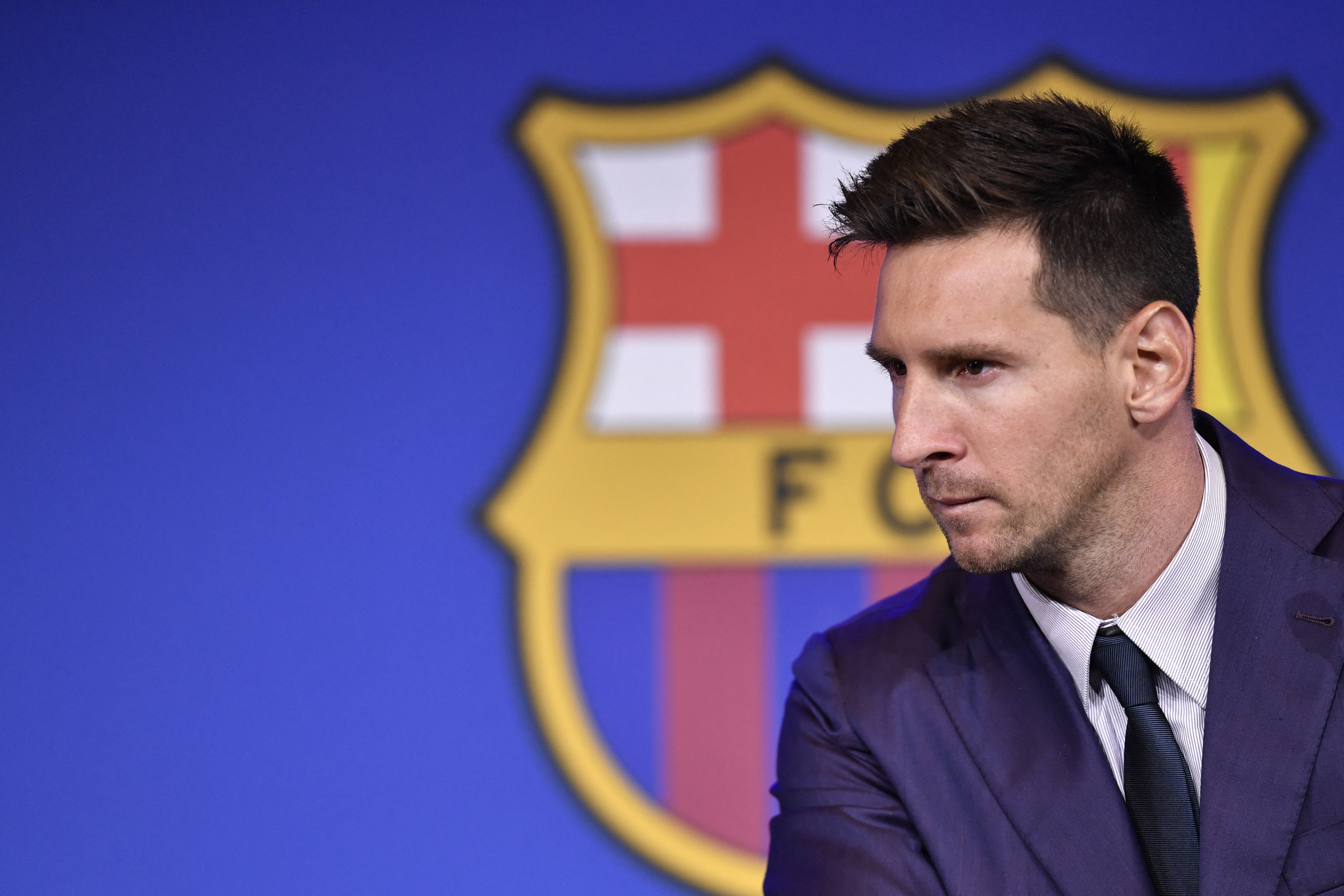 Lionel Messi se despidió del FC Barcelona el domingo 8 de agosto. Esto le costará algunas pérdidas al club blaugrana, según expertos. Foto Prensa Libre: AFP.