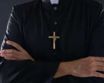 Un obispo de Brasil renuncia tras filtración de vídeo íntimo en las redes que muestra al religioso semidesnudo