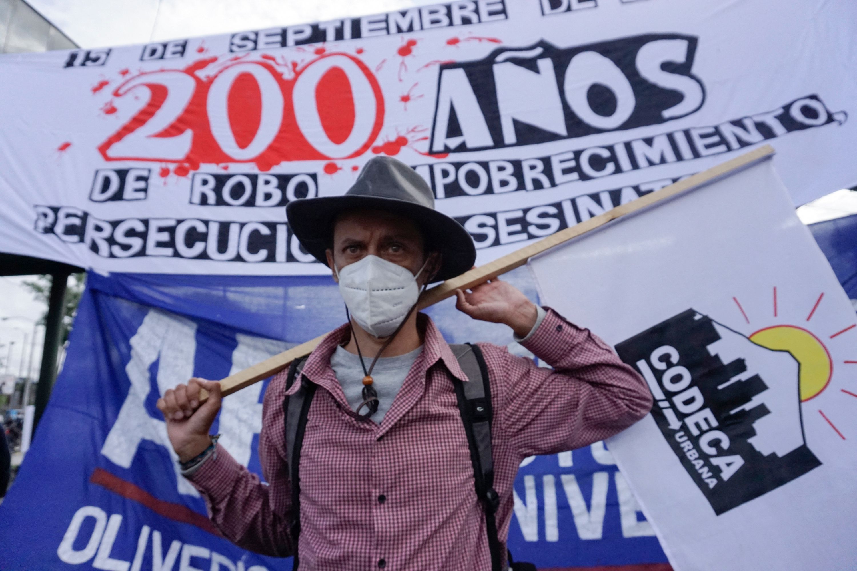 Integrantes de Codeca protestarán el 15 de septiembre en contra de la celebración del Bicentenario. (Foto Prensa Libre: AFP)