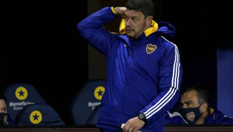 Boca Juniors confirmó a Sebastián Battaglia como técnico interino después de la salida de Miguel Ángel Russo. Foto Prensa Libre: AFP.