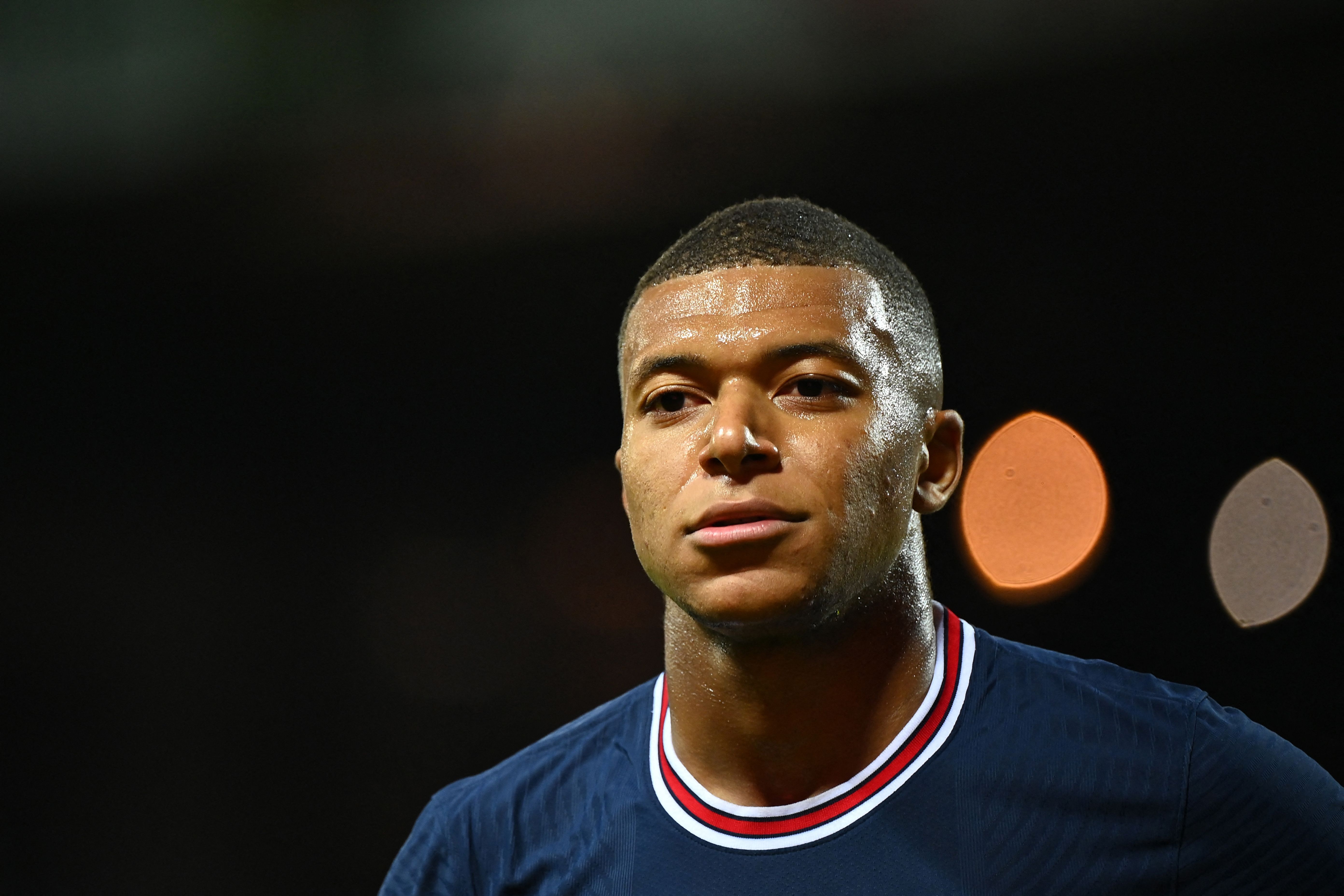 Paris Saint-Germain's French forward Kylian Mbappe reacts during the French L1 football match between Stade Brestois and Paris Saint-Germain at Francis-Le Ble Stadium in Brest on August 20, 2021. (Photo by LOIC VENANCE / AFP)