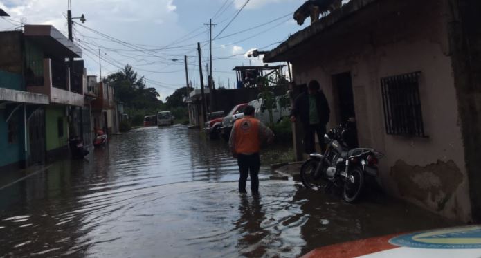 Inundación en la zona 6 de Chimaltenango. (Foto Prensa Libre: Conred) 
