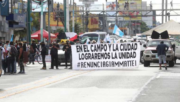 Uno de los motivos que intensificó las manifestaciones ciudadanas fue la destitución de Juan Francisco Sandoval como jefe de la FECI. (Foto Prensa Libre: Hemeroteca PL)