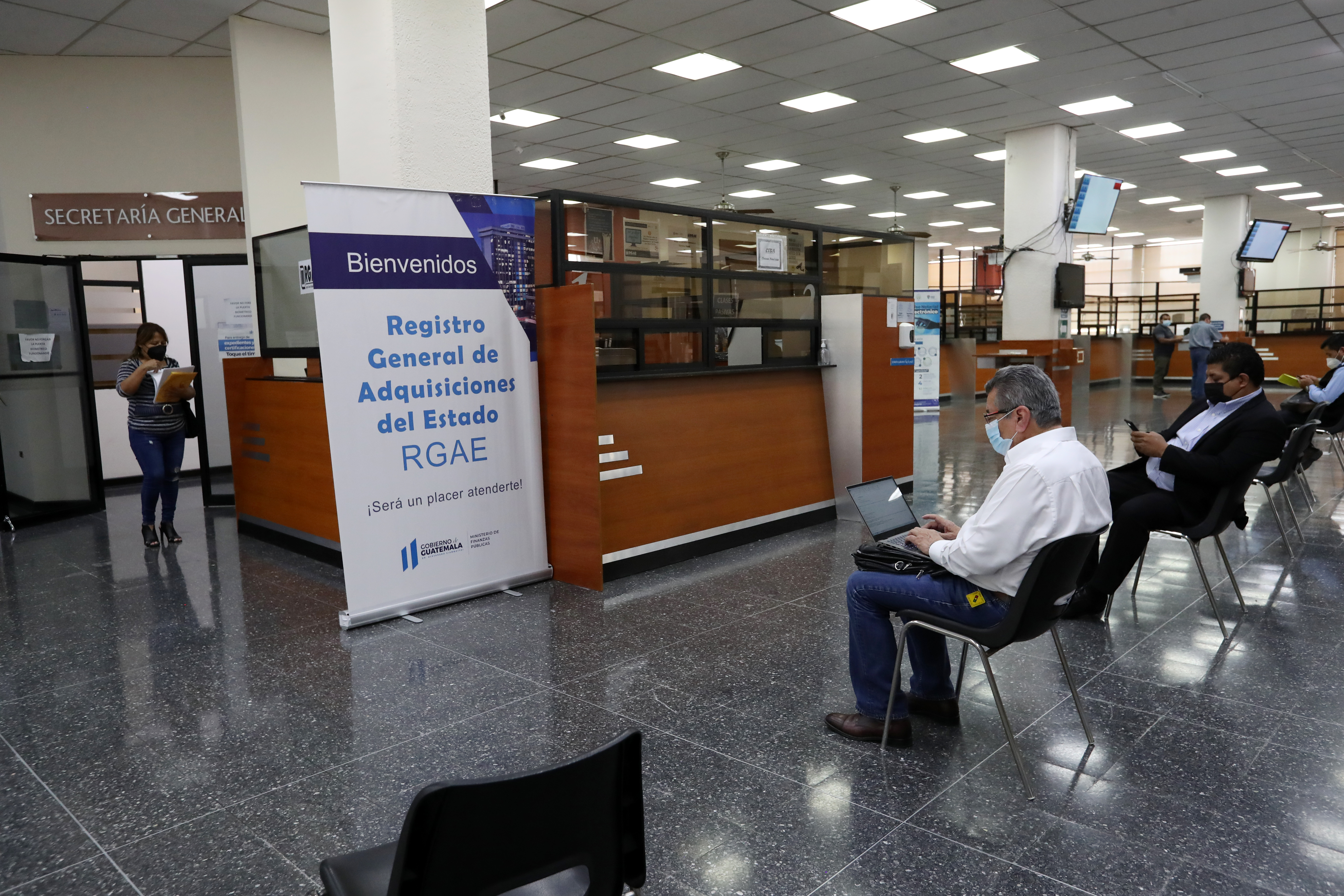 Detectan tres factores que demoran trámite en el Registro de Adquisiciones del Estado