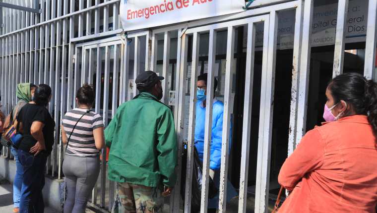 Las emergencias de los principales hospitales de la capital permanecen saturadas de pacientes por accidentes de tránsito y hechos de violencia. (Foto: Hemeroteca PL)