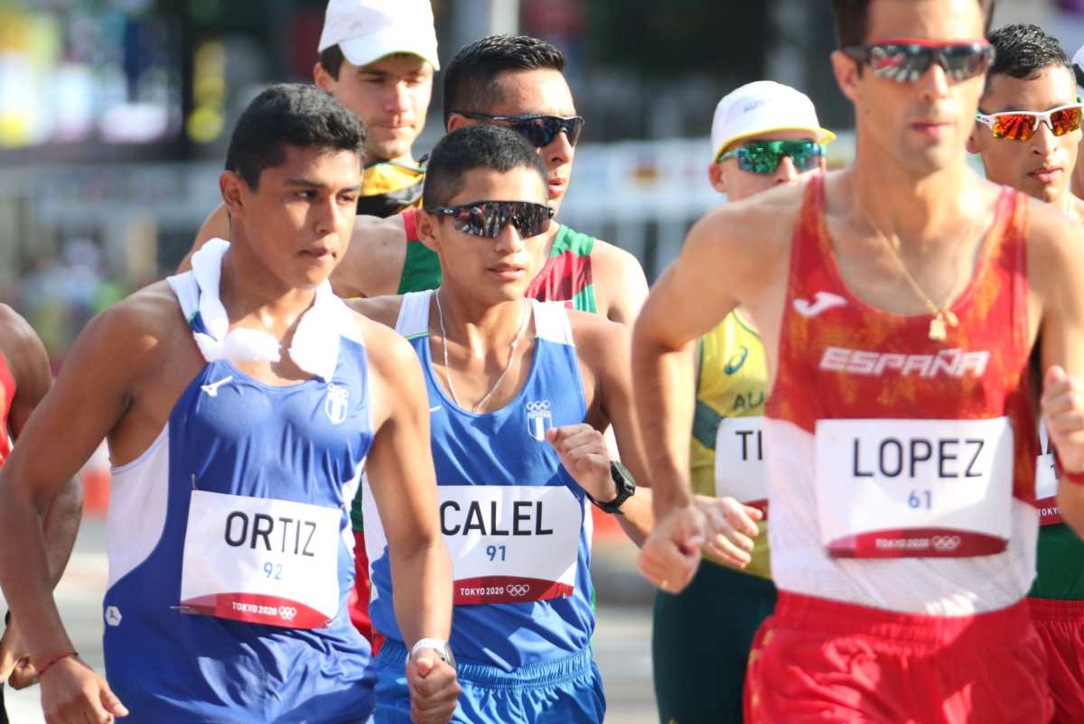 José Oswaldo Calel y José Eduardo Ortiz compitieron en los 20 kilómetros marcha masculina en los Juegos Olímpicos de Tokio 2020. Foto Prensa Libre: COG.