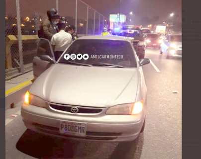 Hombre estaciona su vehículo sobre el puente El Incienso y se lanza al vacío