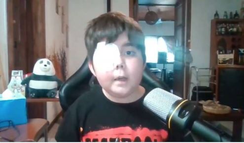 Niño cumple su sueño de ser youtuber antes de morir por cáncer