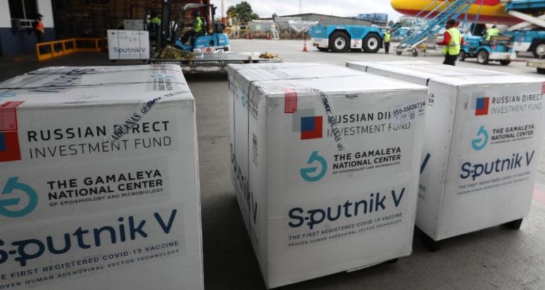 Llegada de vacuna de Sputnik V a Guatemala. (Foto Prensa Libre: María René Gaytán)