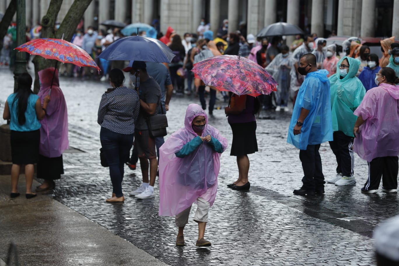 Guatemala ronda los 60 mil casos activos de covid-19 mientras las muertes llegan a 11 mil 450