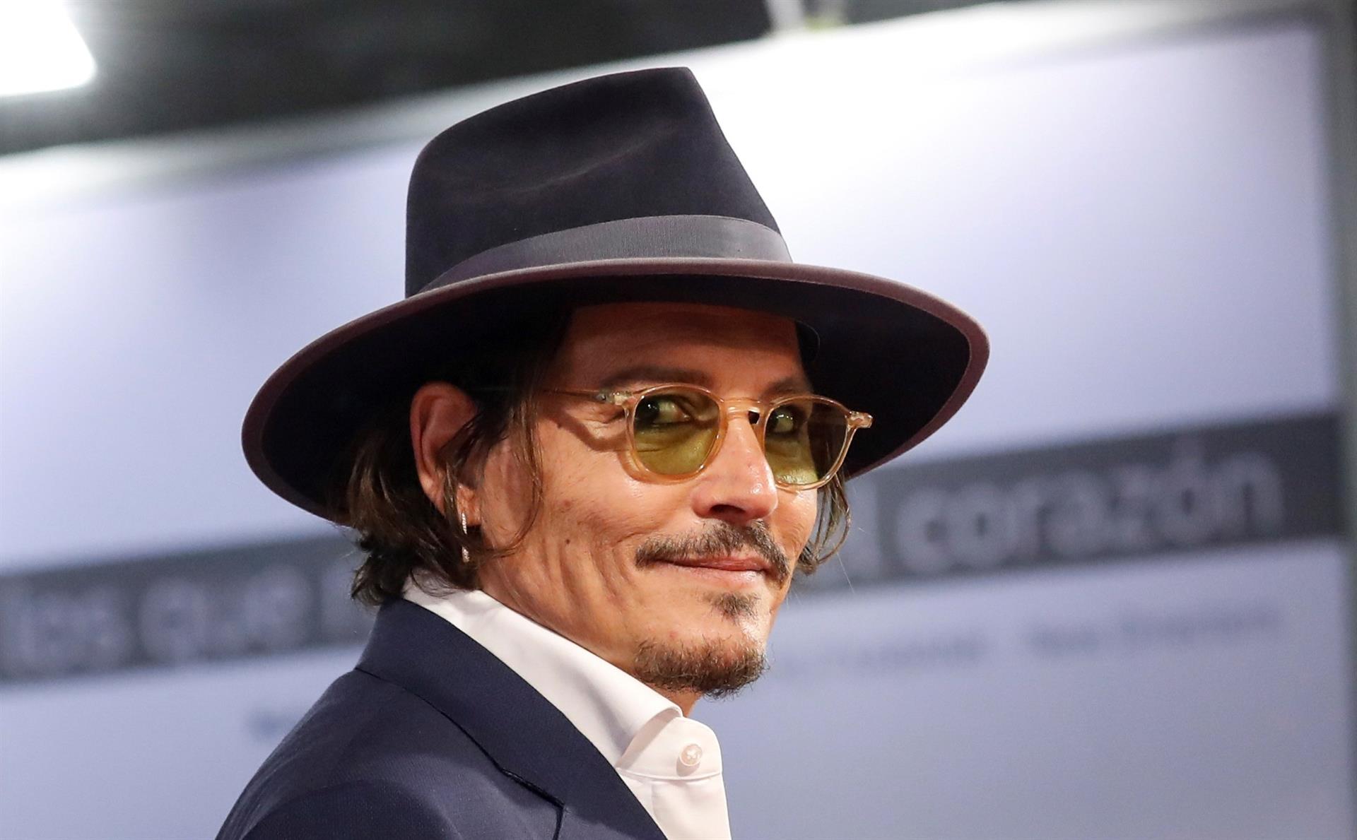 Johnny Depp acusa a Hollywood de boicot tras su divorcio de Amber Heard. (Foto Prensa Libre: EFE)