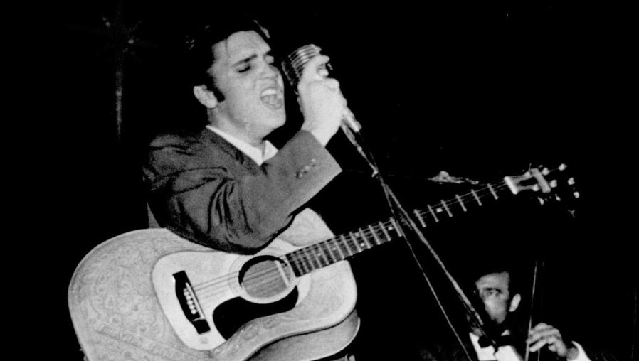 Elvis Presley murió por malos genes y no por las drogas, según un nuevo libro. (Foto Prensa Libre: EFE)