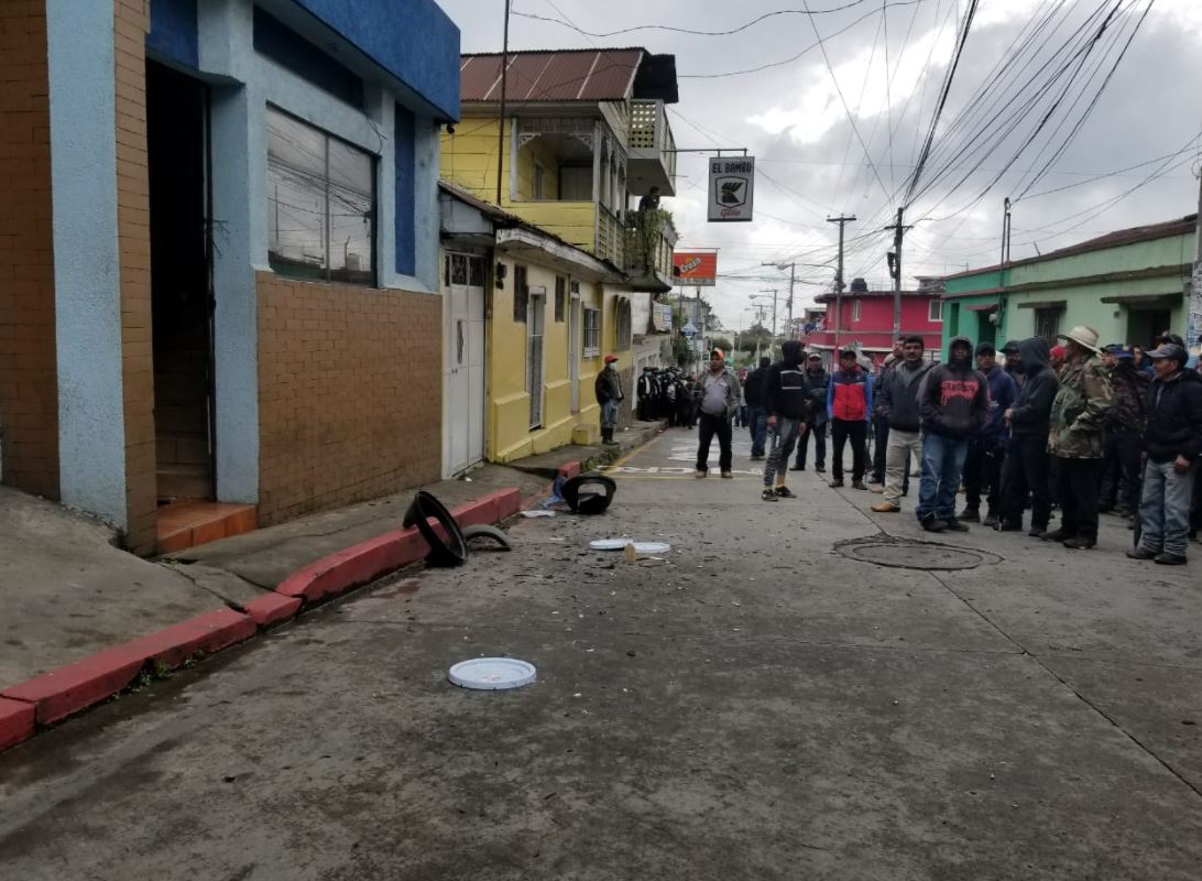 Sede de Gobernación Departamental de San Marcos, que sufrió daños durante una protesta. (Foto Prensa Libre: Cristian Cass)