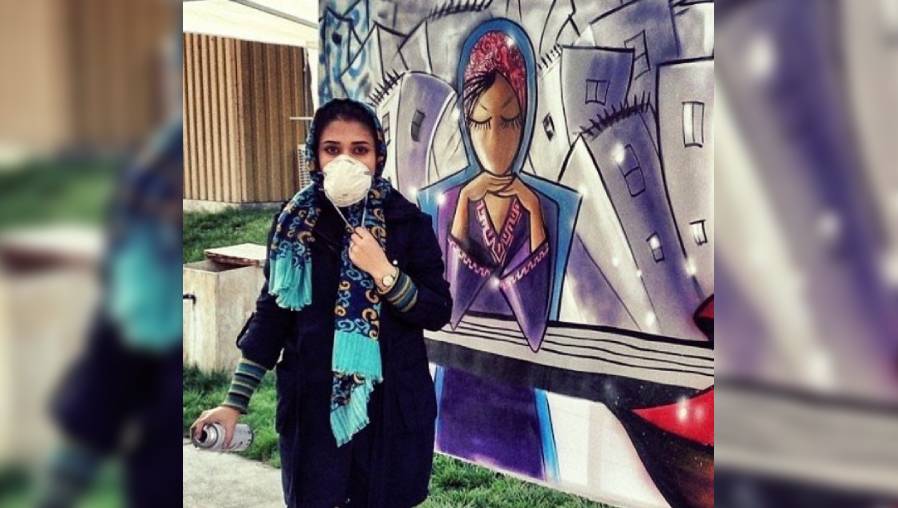 Shamsia Hassani es artista de grafiti de Afganistán. (Foto Prensa Libre: instagram.com/shamsiahassani)