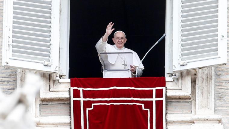 Papa Francisco inicia peregrinación. Foto Prensa Libre: EFE
