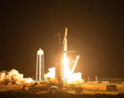 SpaceX: la misión de astronautas aficionados Inspiration4 parte hacia el espacio