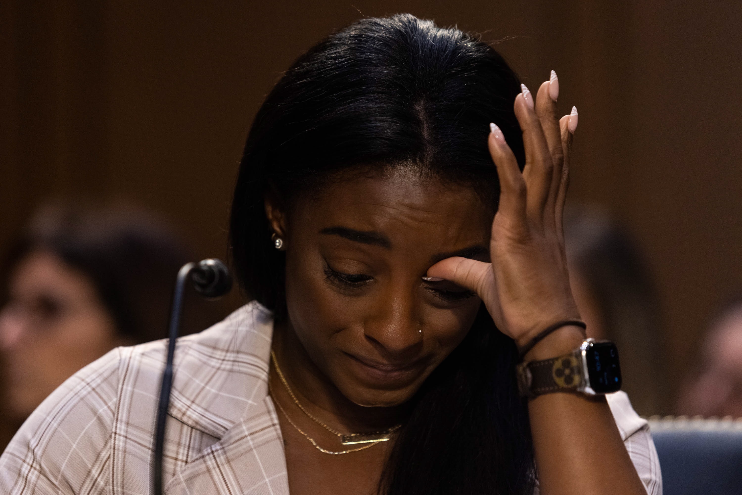 Simone Biles durante su declaración en el Senado de los Estados Unidos.  Foto Prensa Libre: EFE.