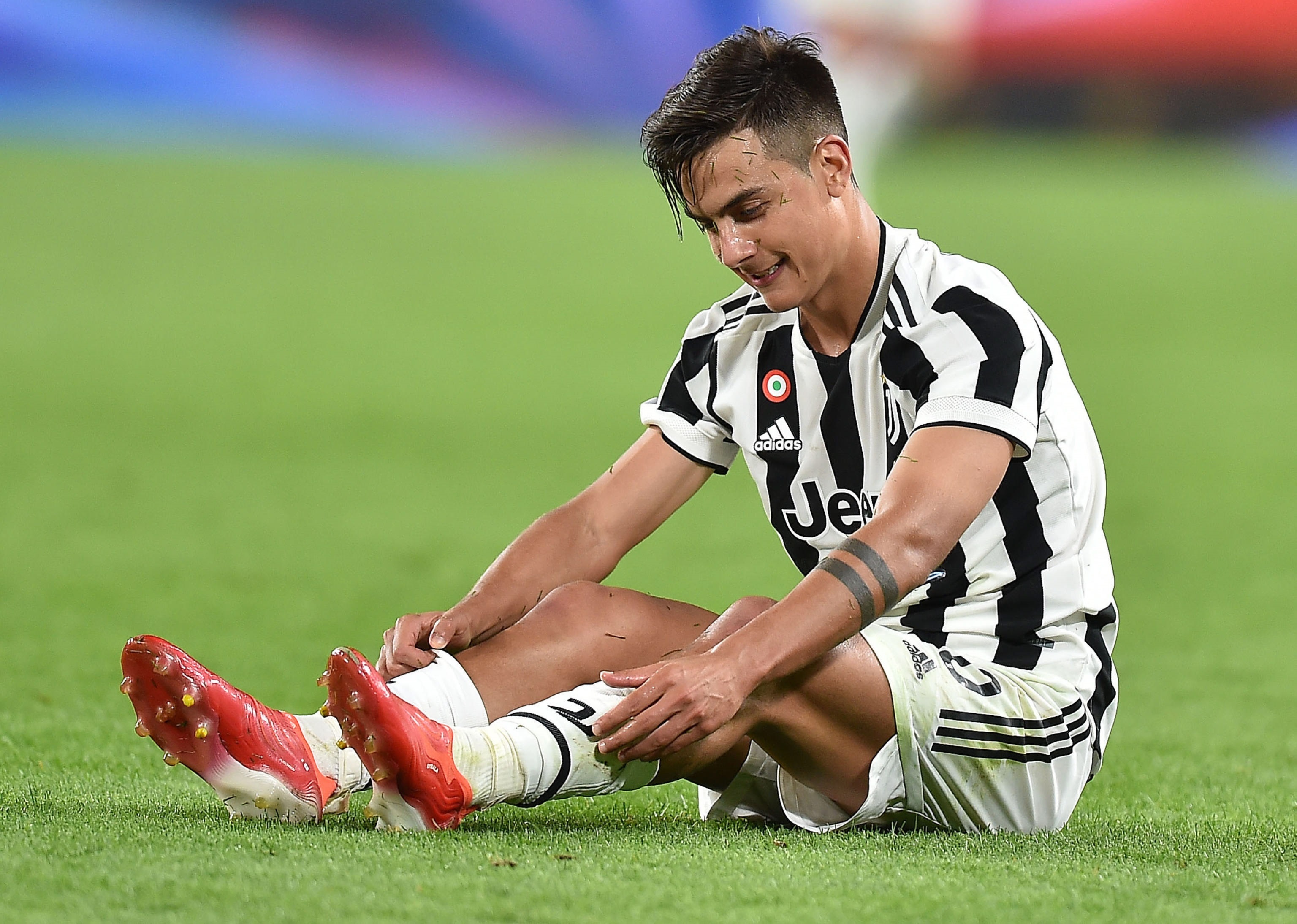 El argentino Paulo Dybala no ha podido hacer la diferencia en la Juventus desde que se fue Cristiano Ronaldo. Foto Prensa Libre: EFE.