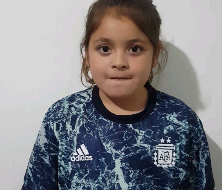 Ella es Felicitas Flores Mussi, la futbolista argentina de ocho años que ha fichado Nike por tres años. Foto Instagram 
@felicitasflores100