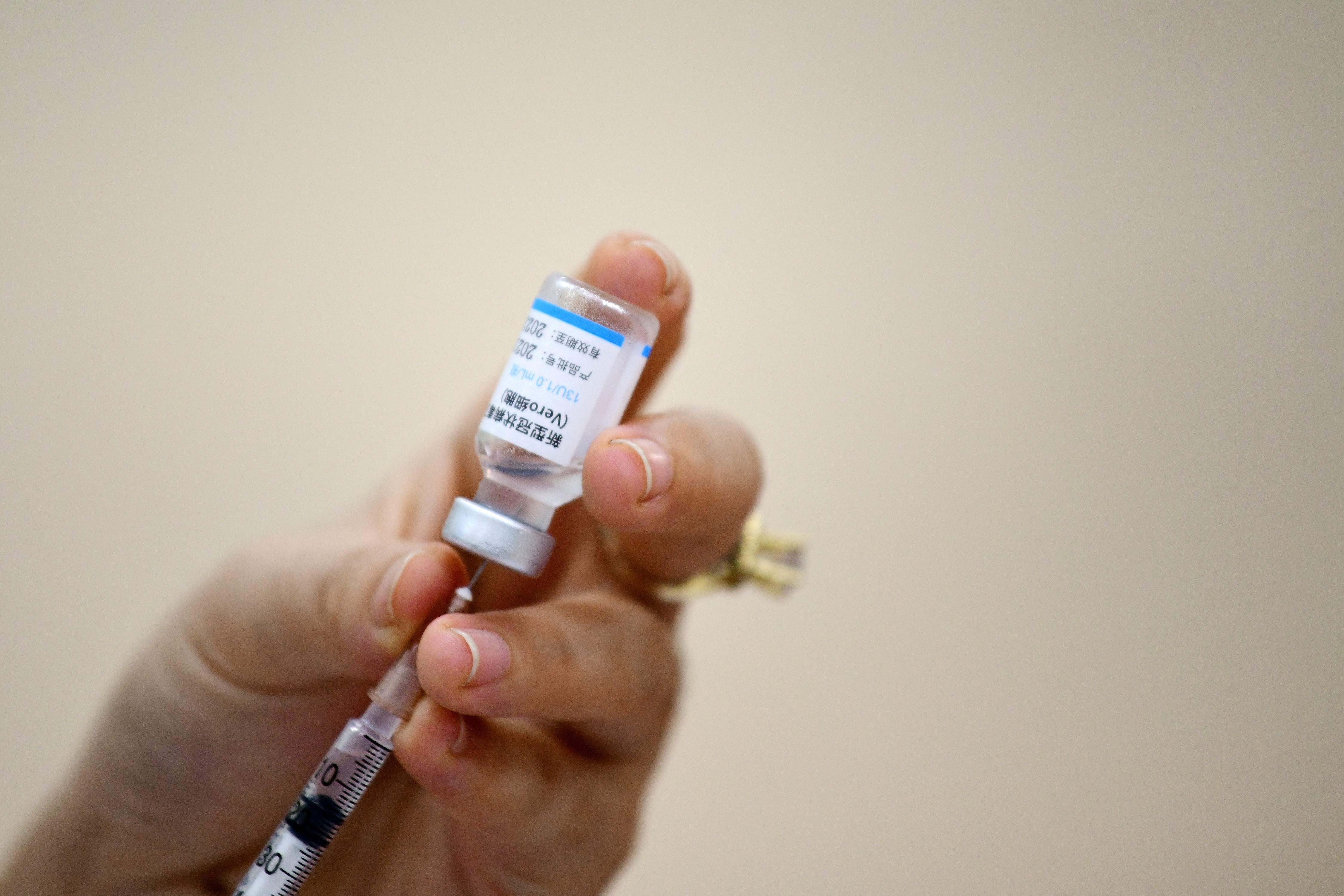Estudio revela la eficacia de la vacuna Sinopharm en menores de 3 a 17 años. (Foto Prensa Libre: AFP)