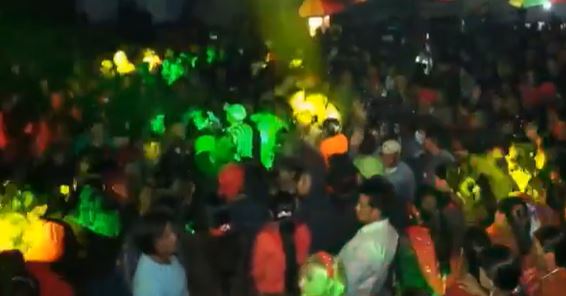 En Quiché se han registrado fiestas masivas en medio de las prohibiciones por el covid-19. (Foto Prensa Libre: Tomada de Facebook)