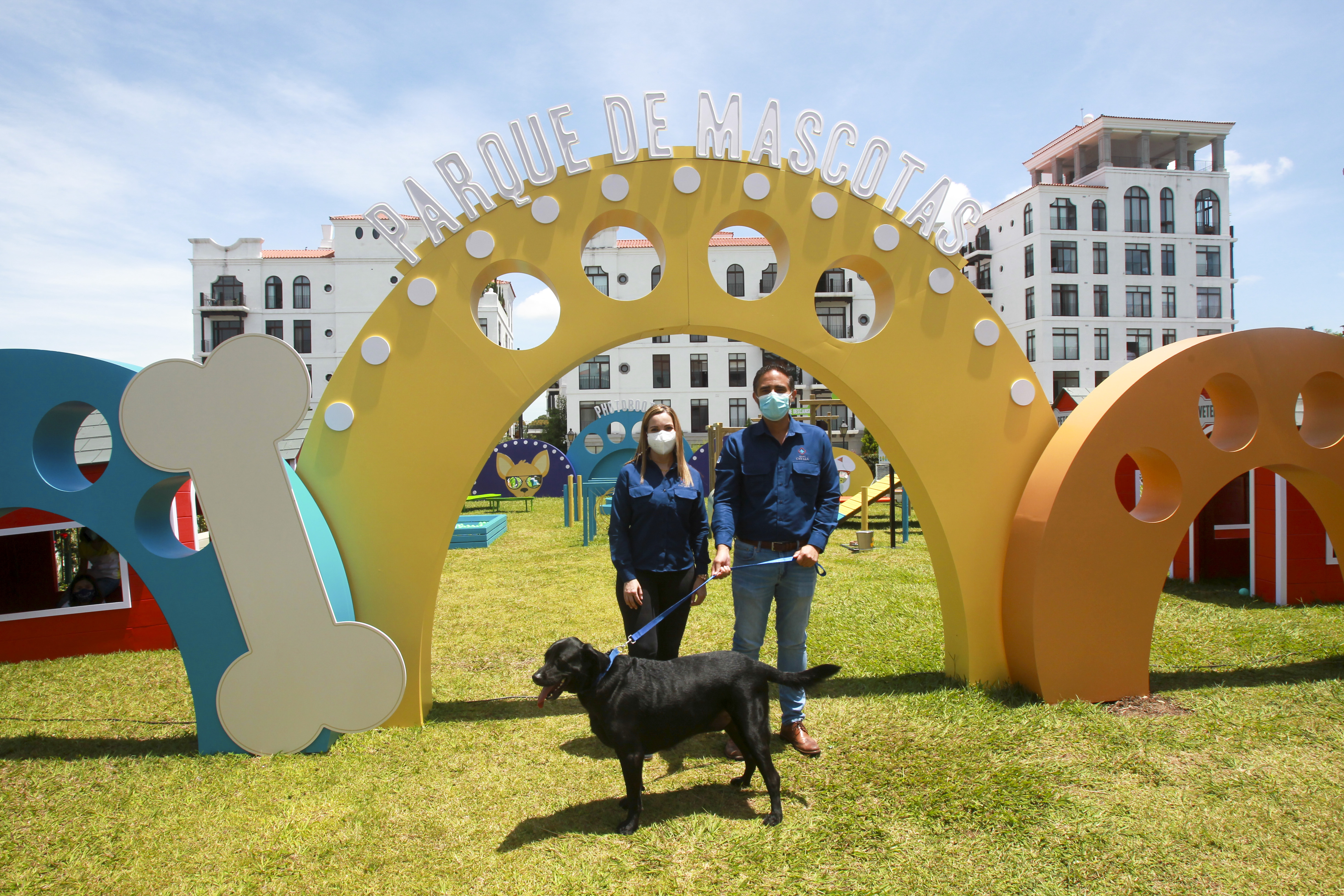 Pet Park es ideal para que los perros puedan disfrutar de un espacio para distraerse. Foto Prensa Libre: Cortesía.