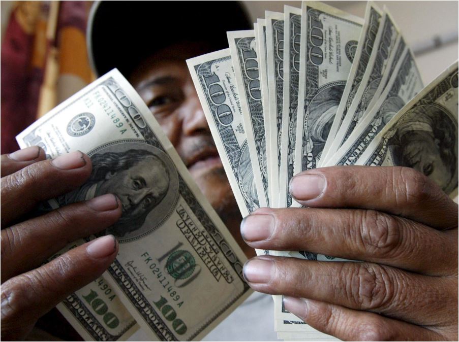 Remesas alcanzan récord en 2021 y se prevé que guatemaltecos en el extranjero envíen US$16 mil 742 millones este año