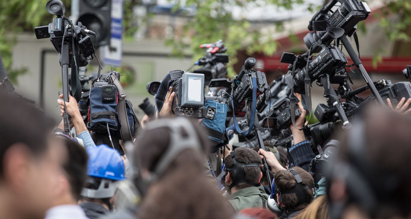 Asociaciones resaltan el periodismo digital como esencial para la sociedad y la democracia. (Foto: Hemeroteca PL)