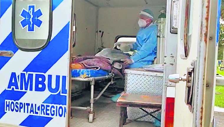 Las medidas de contención que el gremio médico hizo a las autoridades para frenar los efectos de la pandemia de covid-19 siguen sin ser atendidas. (Foto Prensa Libre: Hemeroteca PL)